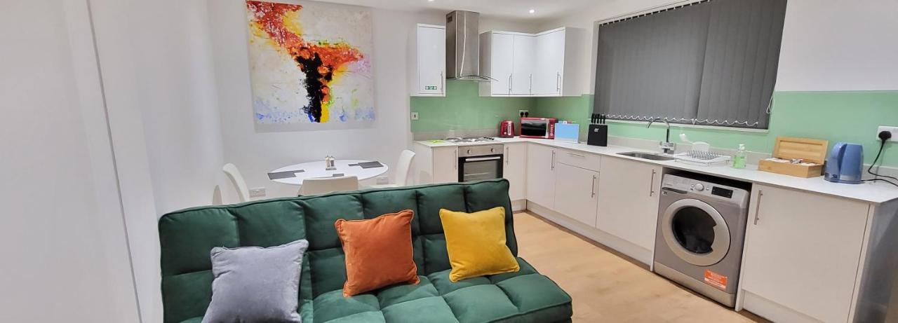 Garland Stylish Apartment 1 In Greater London Exterior photo